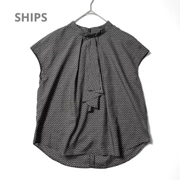 새상품급 SHIPS 코몬 프린트 보타이 블라우스 슬리브리스 일본제