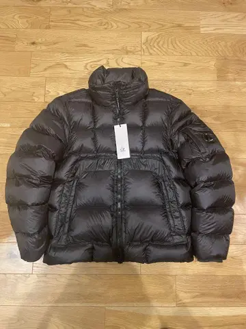 새상품 24aw C.P Company D.D. SHELL 다운 자켓