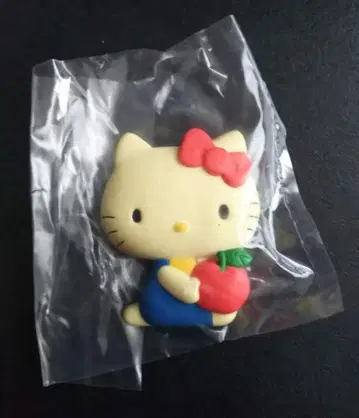산리오 헬로키티 마그넷 사과 레트로