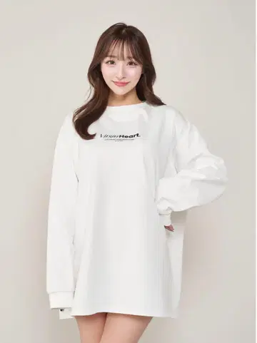 Darich 다리치 하트 모티브 롱 티셔츠