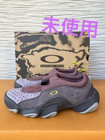 미사용 새상품 오클리 팩토리 팀 FLESH 28cm