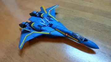 반다이 VF HI-METAL VF-19S 블레이저 발키리