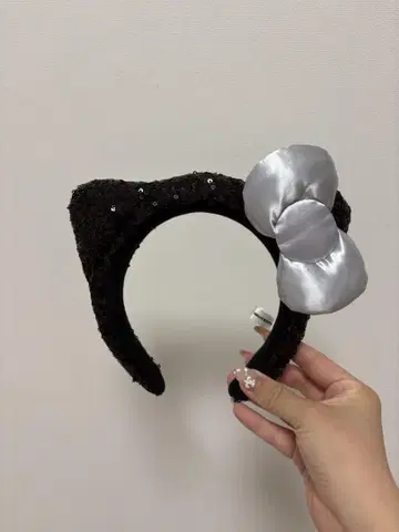 유니버셜 키티 머리띠 스팽글 블랙