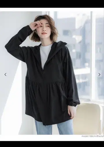 coca UV 컷 개더 후드티 블랙 M