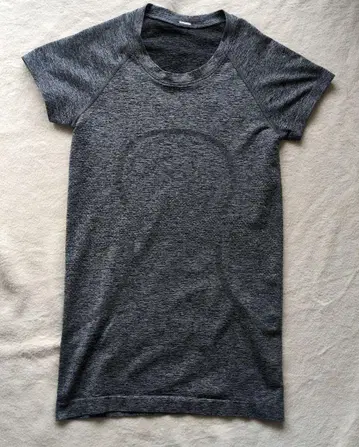 룰루레몬 lululemon Swiftly Tech 반팔 티셔츠 사이즈 4