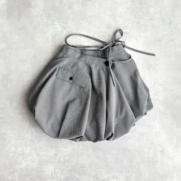미사용 새상품 SORIN Asymmetry Balloon Skirt 36