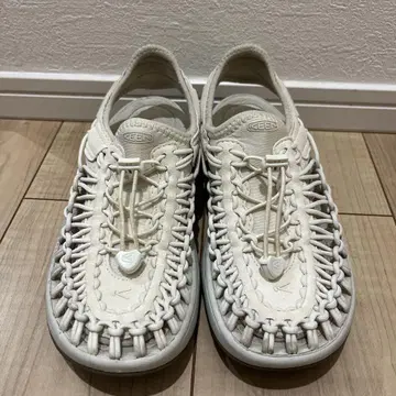KEEN 스포츠 샌들 화이트