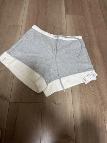 미사용 새상품 인티미시 숏팬츠