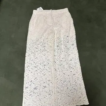 새상품 자라 전체 레이스 팬츠 M 화이트