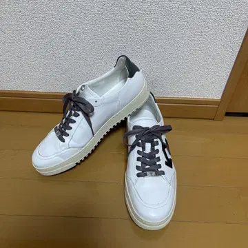 [레어템] OFF-WHITE SNEAKERS 2.0 WHITE BLACK