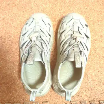 호카오네오네 호파라 23cm 베이지