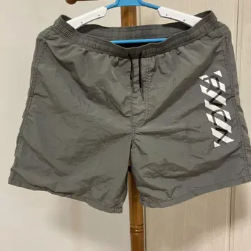 RVCA 나일론 하프 팬츠 M