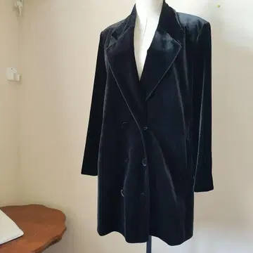 토쿠코 프리미에볼 벨로아 롱 자켓 블랙 9호