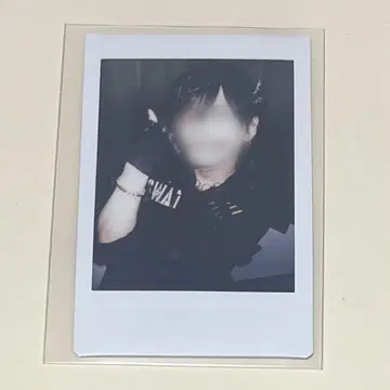 라부시쿠 유손 SWAT 폴라로이드