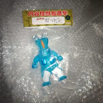 산가츠 제튼 소프트 비닐 레드맨 클리어