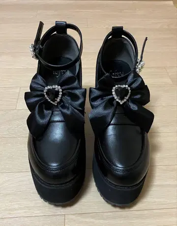지뢰계 통굽 로퍼