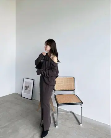 코코딜 원숄더 맨투맨 셋업