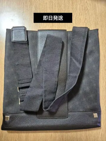 "새상품급" Dunhill 숄더백
