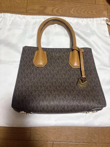 Michael Kors 브라운 숄더백