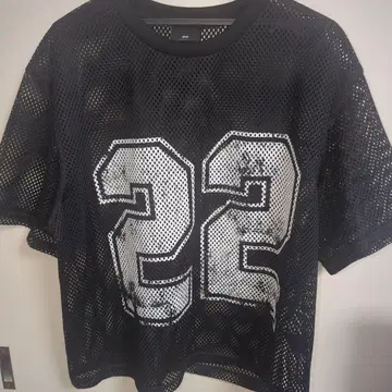 H&M 오버사이즈 핏 프린트 메쉬 티셔츠