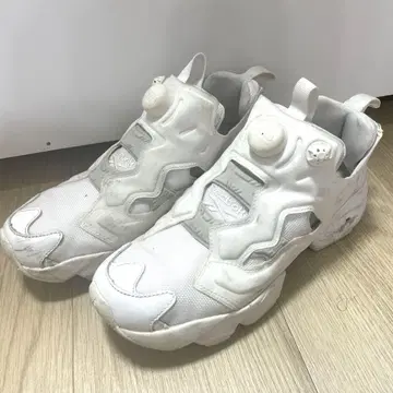 Reebok 리복 펌프 퓨리 스니커즈 화이트