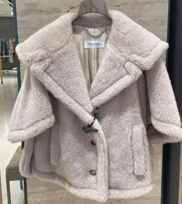 Max Mara 테디베어 케이프 새상품 택 포함
