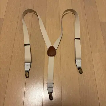 화이트 서스펜더 UP 가죽 포함 남성도 착용 가능