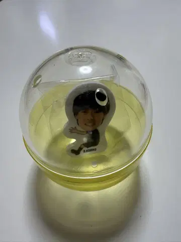 아비스파 후쿠오카 네이비 카즈야 안기 그립 가챠
