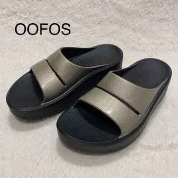 OOFOS 우포스 우메가 우아루쿠스 통굽 샌들 여성용