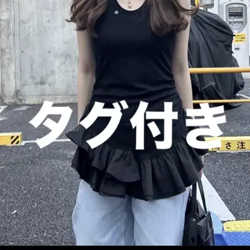 비비. 아이리스 러플 톱