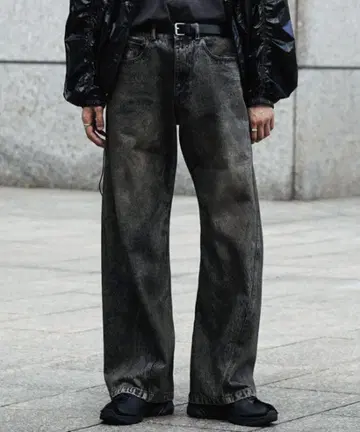 WYM VINTAGE WASHED CURVED DENIM 사이즈 M