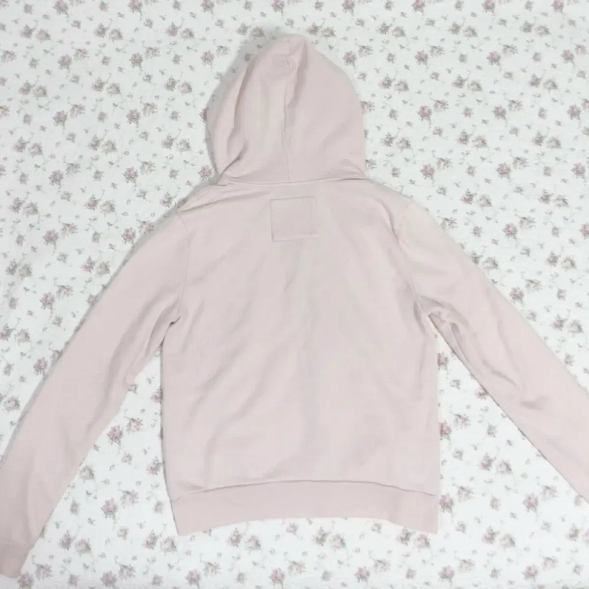 Pink Abecrombie \u0026 Fitch Hoodie / Vintage Hollister on Bunjang Global Site., image size:1200x1200