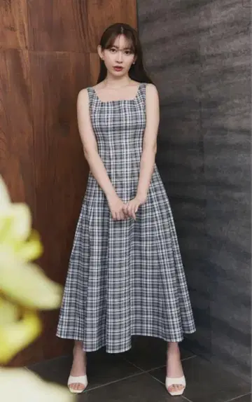 Her lip to Paddington Long Dress