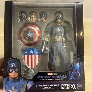 MAFEX 캡틴 아메리카 클래식 수트