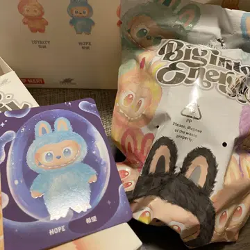 팝 마트 더 몬스터스 라부부 희망