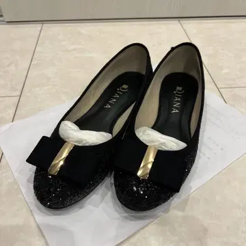 DIANA 블랙 글리터 플랫 슈즈 23cm
