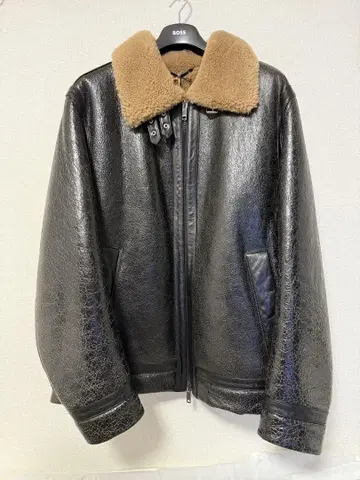 BOSS 카멜 라인 가죽 자켓