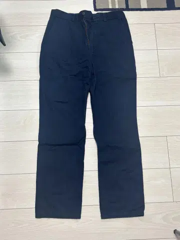 Wrangler 네이비 치노 팬츠