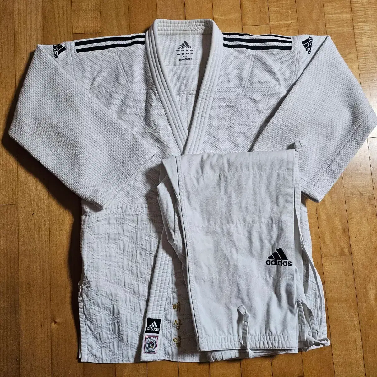 ADIDAS 아디다스 Adidas Champion Competition Judo Uniform on