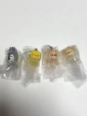 SKZOO 메지루시 액세서리 울프 찬 포가리 파퓌무 포쿠시니