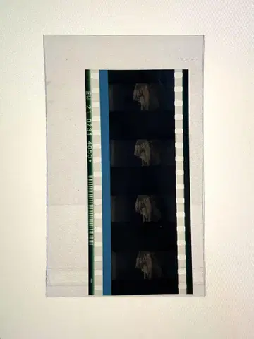 극장판 바이올렛 에버가든 입장객 혜택 35mm 시계 부품 필름