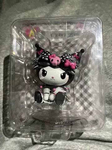 산리오 피규어 약 6cm 흑백 핑크