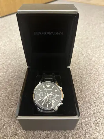 EMPORIO ARMANI 쿼츠 손목시계 블랙