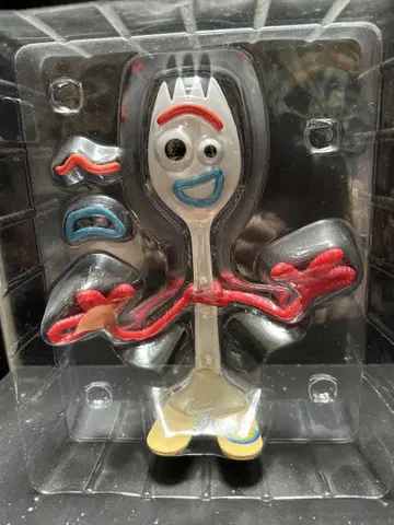 토이스토리 4 포키 프리미엄 피규어