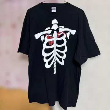 사바시스터 티셔츠