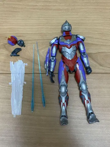 ULTRAMAN 울트라맨 수트 티가 정크