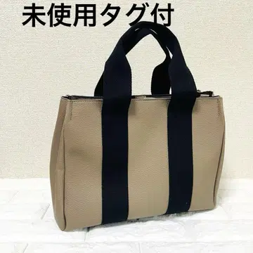 미사용 새상품 택 포함 베이지와 블랙 토트백