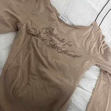 Rock Cake Cursive Mesh Top 베이지 | 브랜드 중고거래 플랫폼 Rock Cake Cursive Mesh Top 베이지 | 브랜드 중고거래 플랫폼