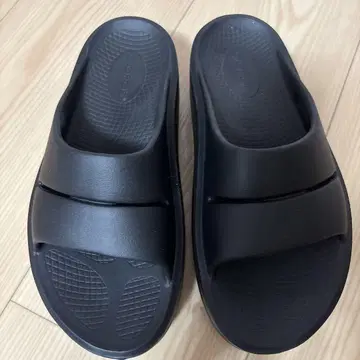 OOFOS 우포스 통굽 샌들 25cm