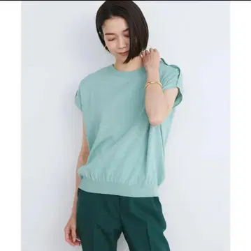 INED 드라이 터치 프렌치 슬리브 니트 이네드